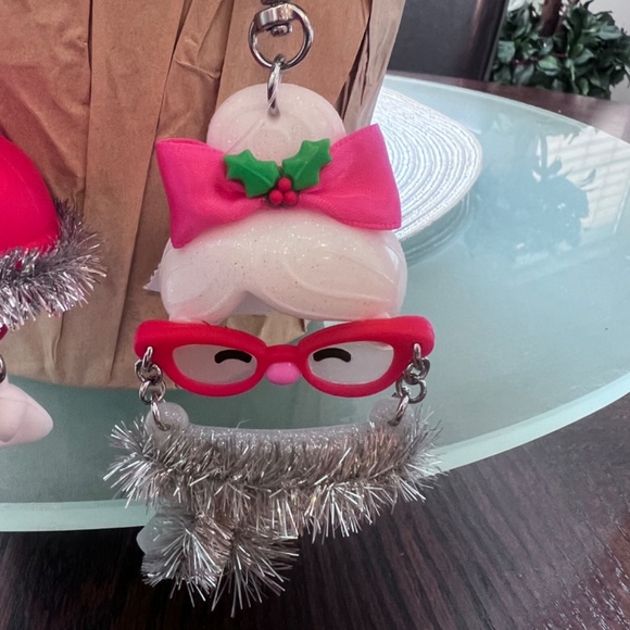 🎄Bath & Body Works Mr and Mrs Claus PocketBac Holder & Bac Sanitizer NWT - Picture 3 of 3